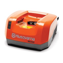 Φορτιστής Μπαταριών Husqvarna 240V QC330